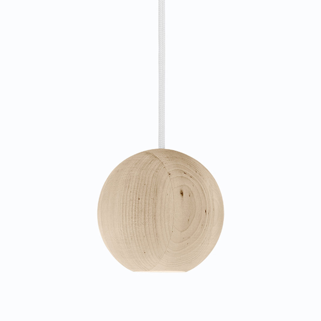 Mater - Liuku Base Ball - kleine- runde LED-Kugelleuchte aus Holz für Bars