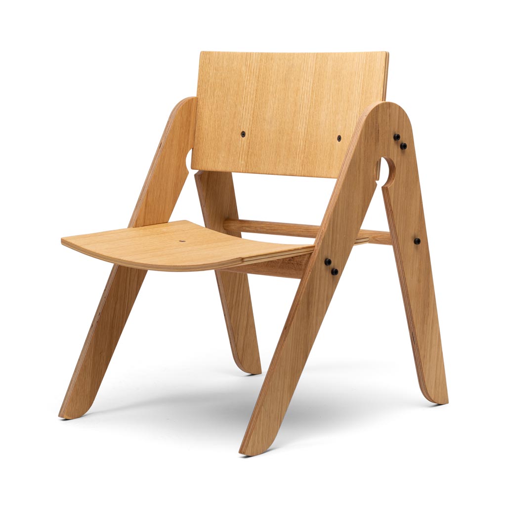 We Do Wood - Lilly-s Chair - robuster Kinderstuhl aus Eichenholz