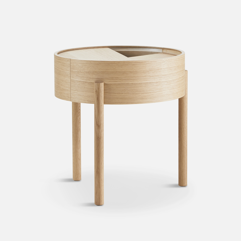 Woud - Arc Side Table - runder Beistelltisch mit Stauraum aus Holz